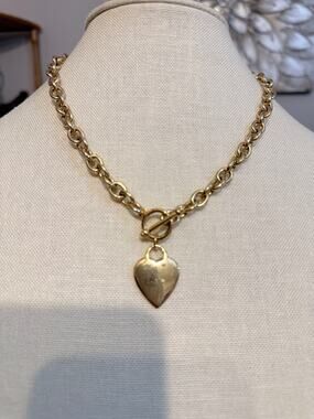 Gold Tone Heart Pendant Toggle Necklace 16”